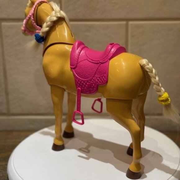 Mattel Barbie Tawny Horse Palomino With Pink Saddle Blue Eyes 2013 - Picture 4 of 7